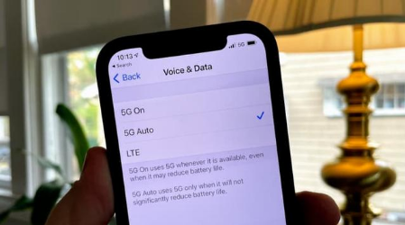 百色苹果手机维修分享iPhone 12如何打开或关闭5G网络 